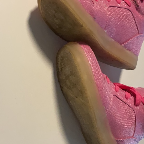 Light up pink sparkle - Picture 3 of 10